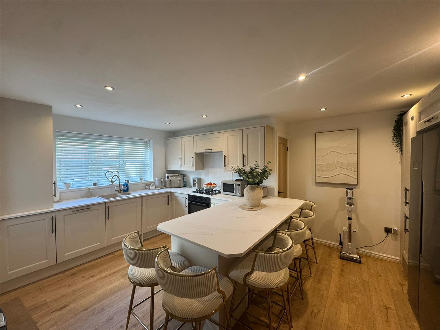 Ger Y Nant, Birchgrove, Swansea, SA7 0HD